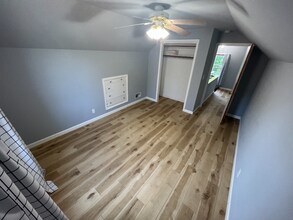 5720 N Lydell Ave in Whitefish Bay, WI - Building Photo - Building Photo