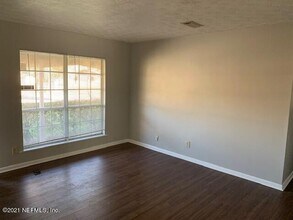 1212 Bacall Rd in Jacksonville, FL - Building Photo - Building Photo