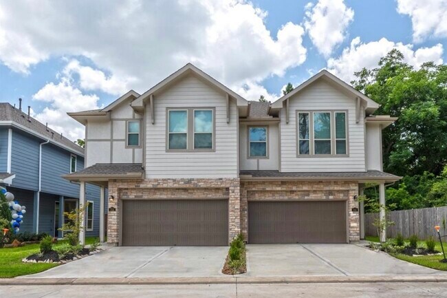property at 711 Embercove Dr