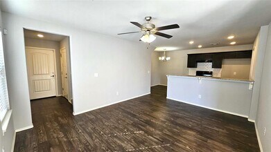 8801 SW 45th St in Oklahoma City, OK - Building Photo - Building Photo