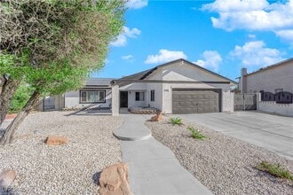 1705 Battle Creek Cir in Las Vegas, NV - Building Photo - Building Photo
