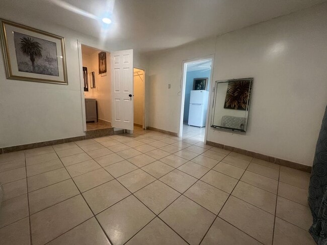 3521 18th Ave NE in Naples, FL - Building Photo - Building Photo
