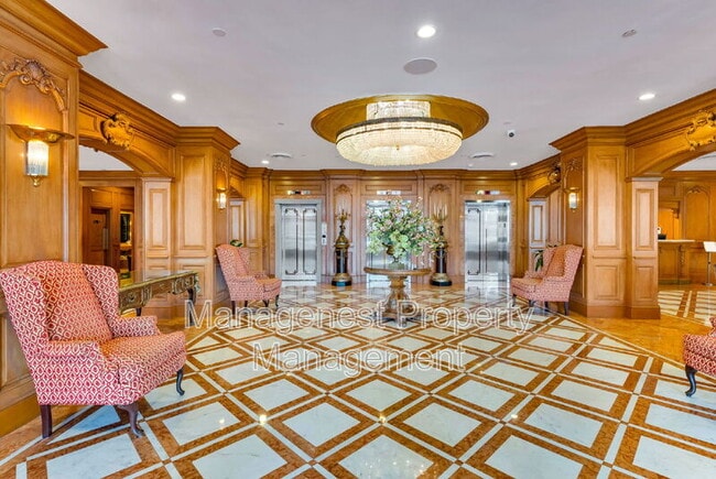 700 Biltmore Way in Coral Gables, FL - Foto de edificio - Building Photo