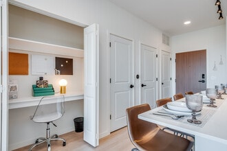 2929 on Mayfair in Wauwatosa, WI - Building Photo - Interior Photo