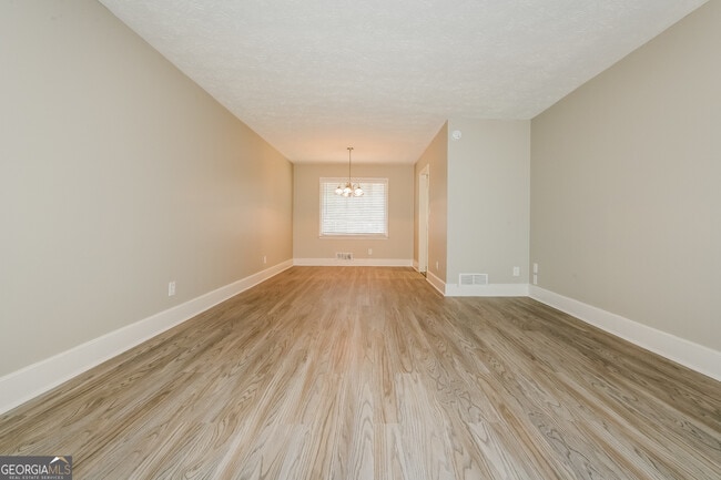 17 Juliana Ct in Ellenwood, GA - Building Photo - Building Photo