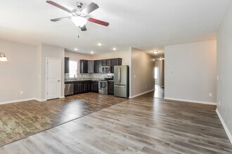 13 Easy Goer Ct in Cartersville, GA - Foto de edificio - Building Photo