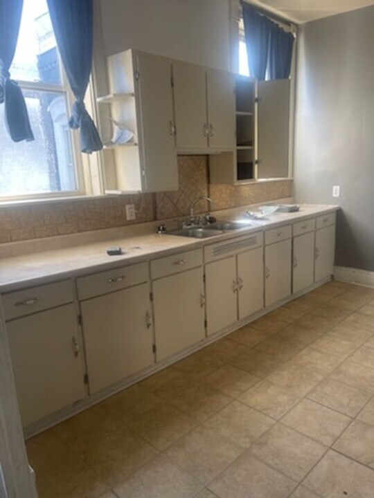 819 N Townsend St in Syracuse, NY - Building Photo
