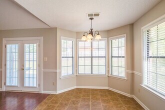 390 Cherry Tree Ln in Southaven, MS - Building Photo - Building Photo