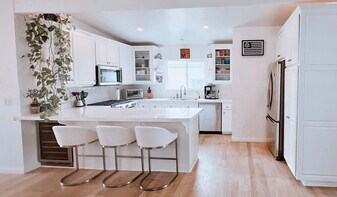 1230 2nd St in Hermosa Beach, CA - Building Photo