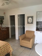 1417 SW 2nd St-Unit -1 in Fort Lauderdale, FL - Building Photo - Building Photo