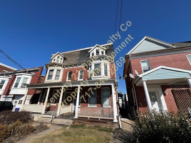 property at 1305 N George St