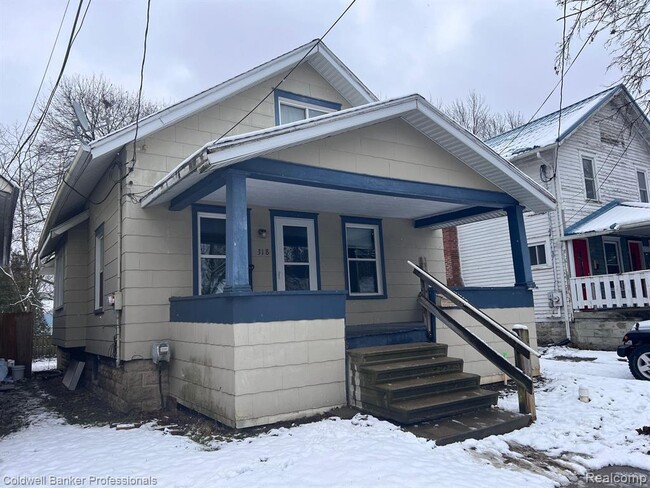 property at 318 N Francis Ave