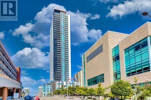 60 Frederick St in Kitchener, ON - Building Photo