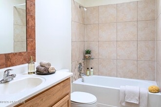 352 W Delano St in Tucson, AZ - Building Photo - Building Photo