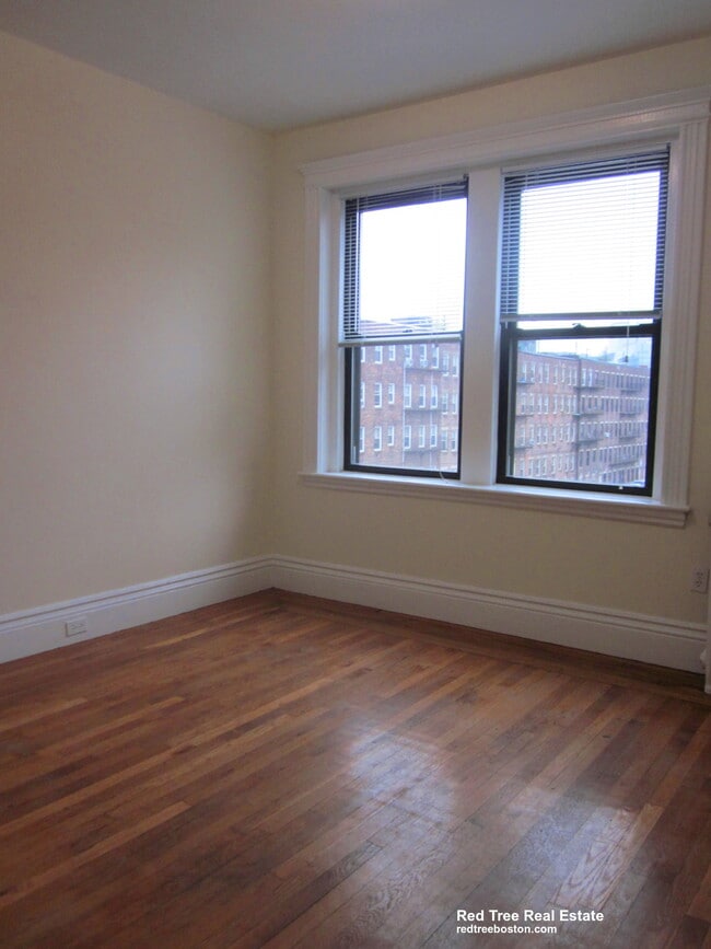 property at 31 Park Dr