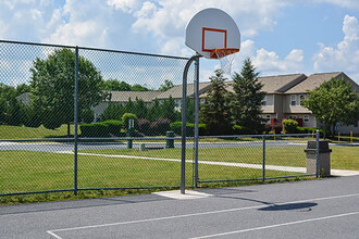 Bent Creek Apartments in Mechanicsburg, PA - Building Photo - Building Photo