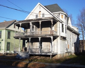 360 Columbia St in Elmira, NY - Building Photo