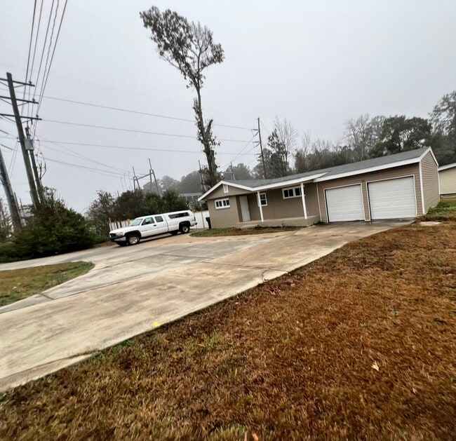 801 S Houston Lake Rd in Warner Robins, GA - Building Photo - Building Photo