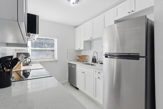 118 W Sligh Ave in Tampa, FL - Foto de edificio - Building Photo