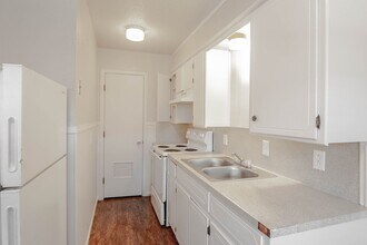 1310 53rd St in Lubbock, TX - Building Photo - Building Photo