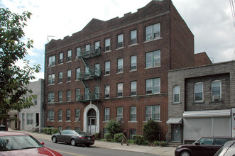 169-171 Manhattan Ave in Jersey City, NJ - Building Photo - Building Photo