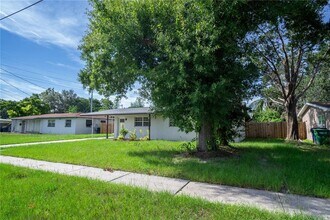 4104 W Wisconsin Ave in Tampa, FL - Building Photo - Building Photo