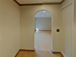 7407 Laredo Dr in Chanhassen, MN - Building Photo - Building Photo