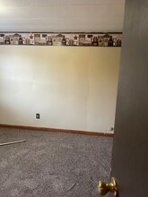 337 Franklin Valley Rd in Oak Hill, OH - Building Photo - Building Photo