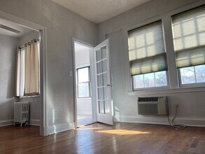 2032 Belmont Rd NW, Unit 530 in Washington, DC - Building Photo - Building Photo