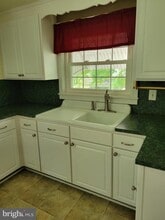 994 Gravel Pike in Palm, PA - Building Photo - Building Photo