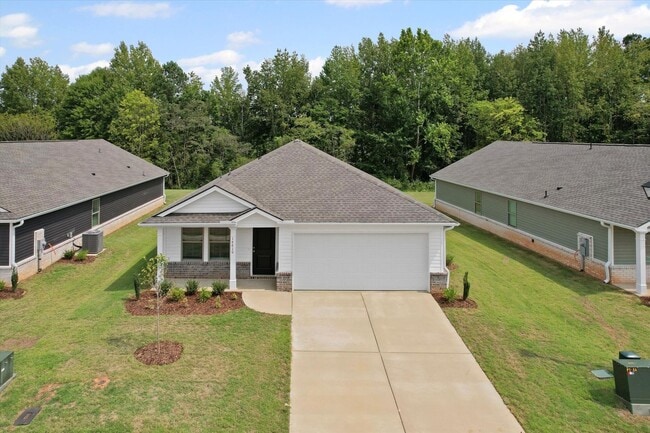 16610 Maggie Ct in Athens, AL - Building Photo - Building Photo