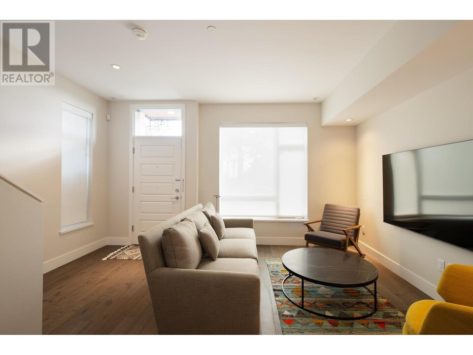 1481 W 59th Ave in Vancouver, BC - Building Photo