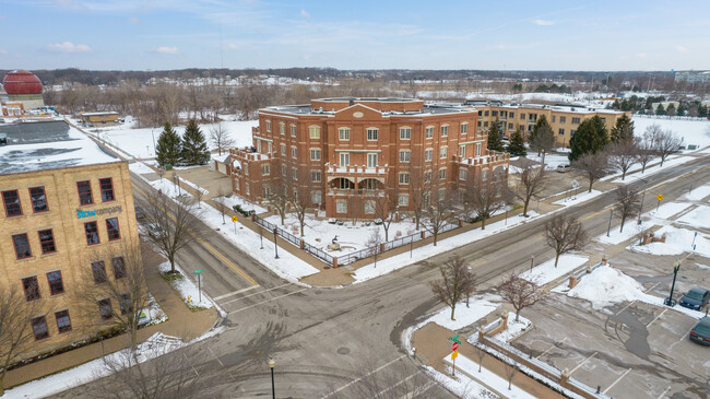 The Terraces in Holland, MI - Building Photo - Building Photo