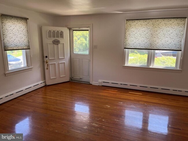property at 625 Grove St