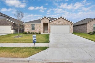 7221 Mayplace Dr in McKinney, TX - Building Photo