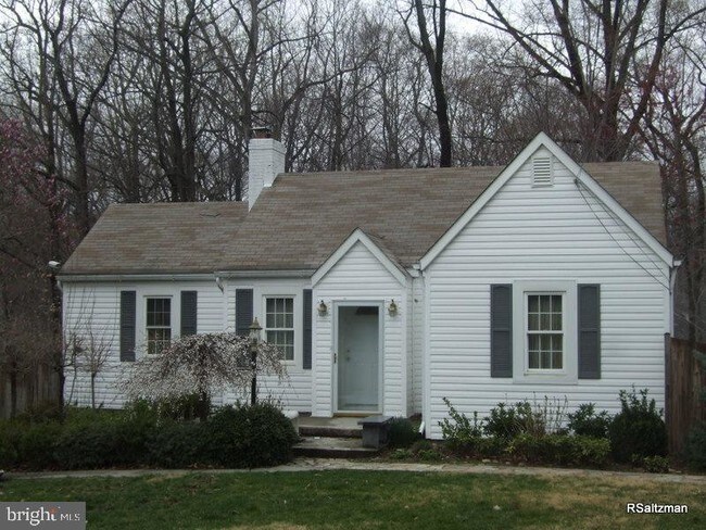 property at 5000 Ridgewood Rd