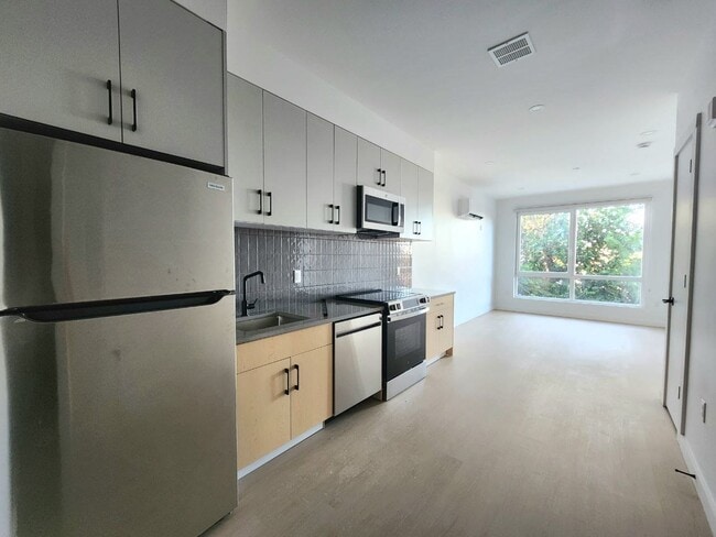 75 Webster St, Unit 1