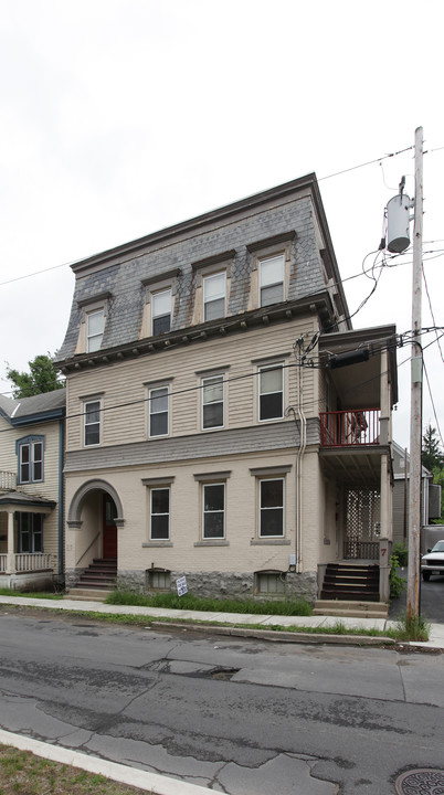 7 Union St in Glens Falls, NY - Foto de edificio