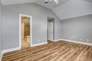 7650 Springhill St in Houston, TX - Building Photo