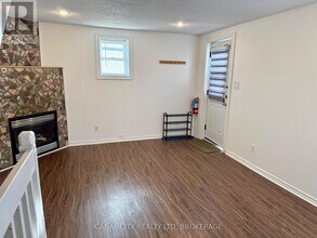 3 Ekins Lane in Thorold, ON - Building Photo - Building Photo