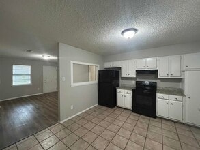 3465 Cherry Cove W in Horn Lake, MS - Building Photo - Building Photo