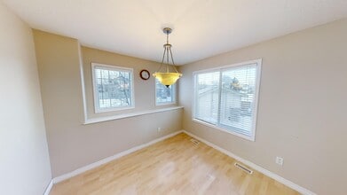 31 Pinnacle Blvd in Grande Prairie, AB - Building Photo - Building Photo