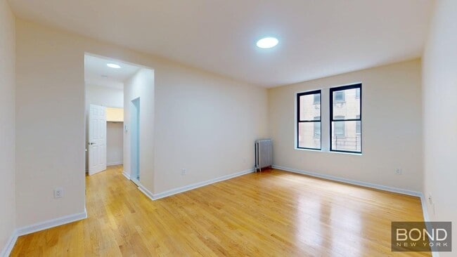 property at 605 W 170th St
