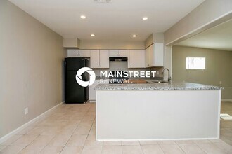 4301 E St Catherine Ave in Phoenix, AZ - Building Photo - Building Photo