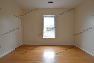 309 Herkimer St, Unit 3R in Joliet, IL - Building Photo - Building Photo