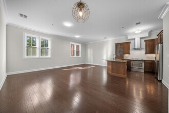 1600 Kaufer Ln in Fort Lee, NJ - Building Photo - Building Photo