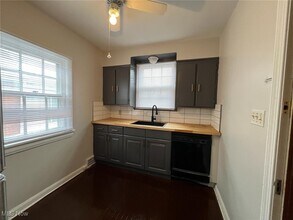 3654 Lynnfield Rd in Shaker Heights, OH - Building Photo - Building Photo