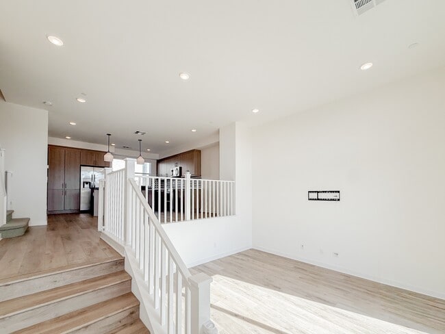 10482 San Diego Mission Rd in San Diego, CA - Building Photo - Building Photo