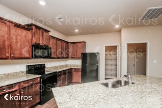 18532 Wiregrass Dr in Vance, AL - Building Photo - Building Photo