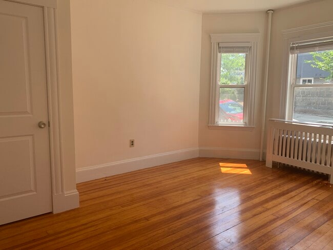 52 Percival St, Unit #1, in Boston, MA - Building Photo - Building Photo